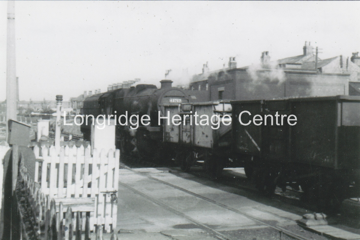 344B - Railway - Class 48707 Goods Train Crossing Berry Lane  - 1966